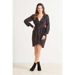 Allison Joy EVEREVE Sascha Surplice Mini Dress Tulip Hem Long Sleeve, XS